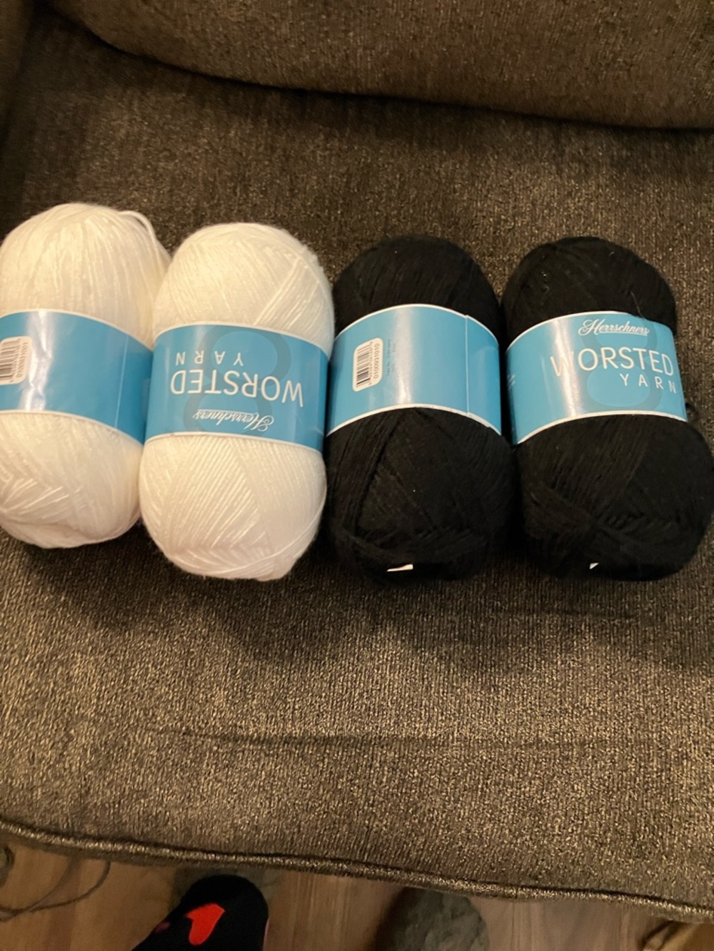 Worsted Yarn - White & Black - Multipack NWT